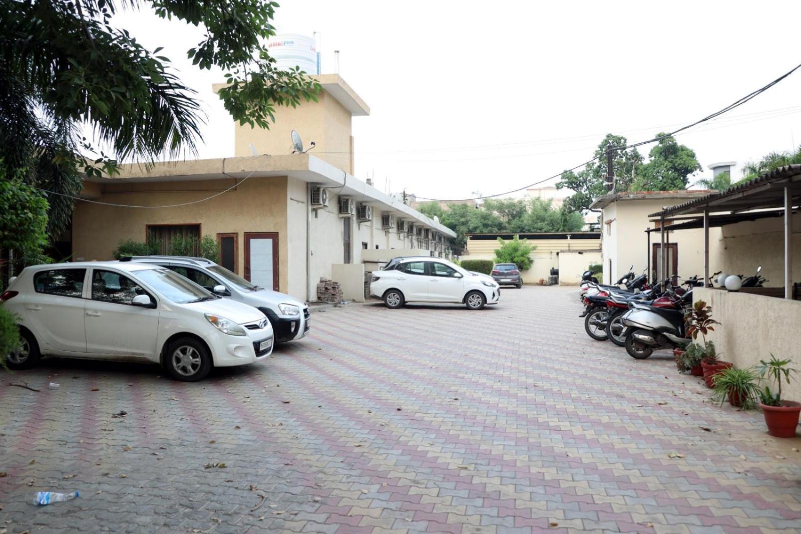 Sheela Stays Ludhiana Exterior photo